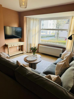 Two bedroom apartment 150m from the beach